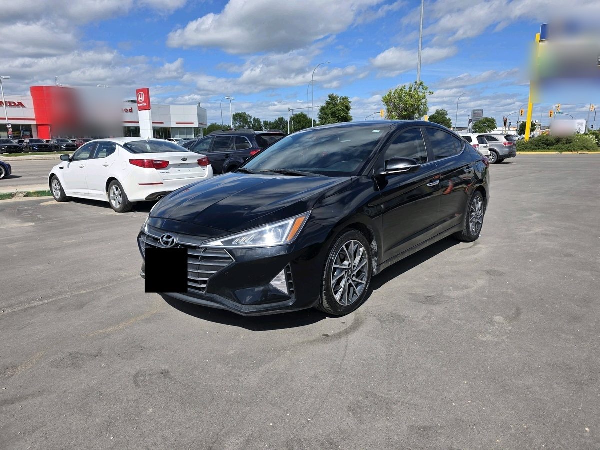 2020 Hyundai Elantra photo 3
