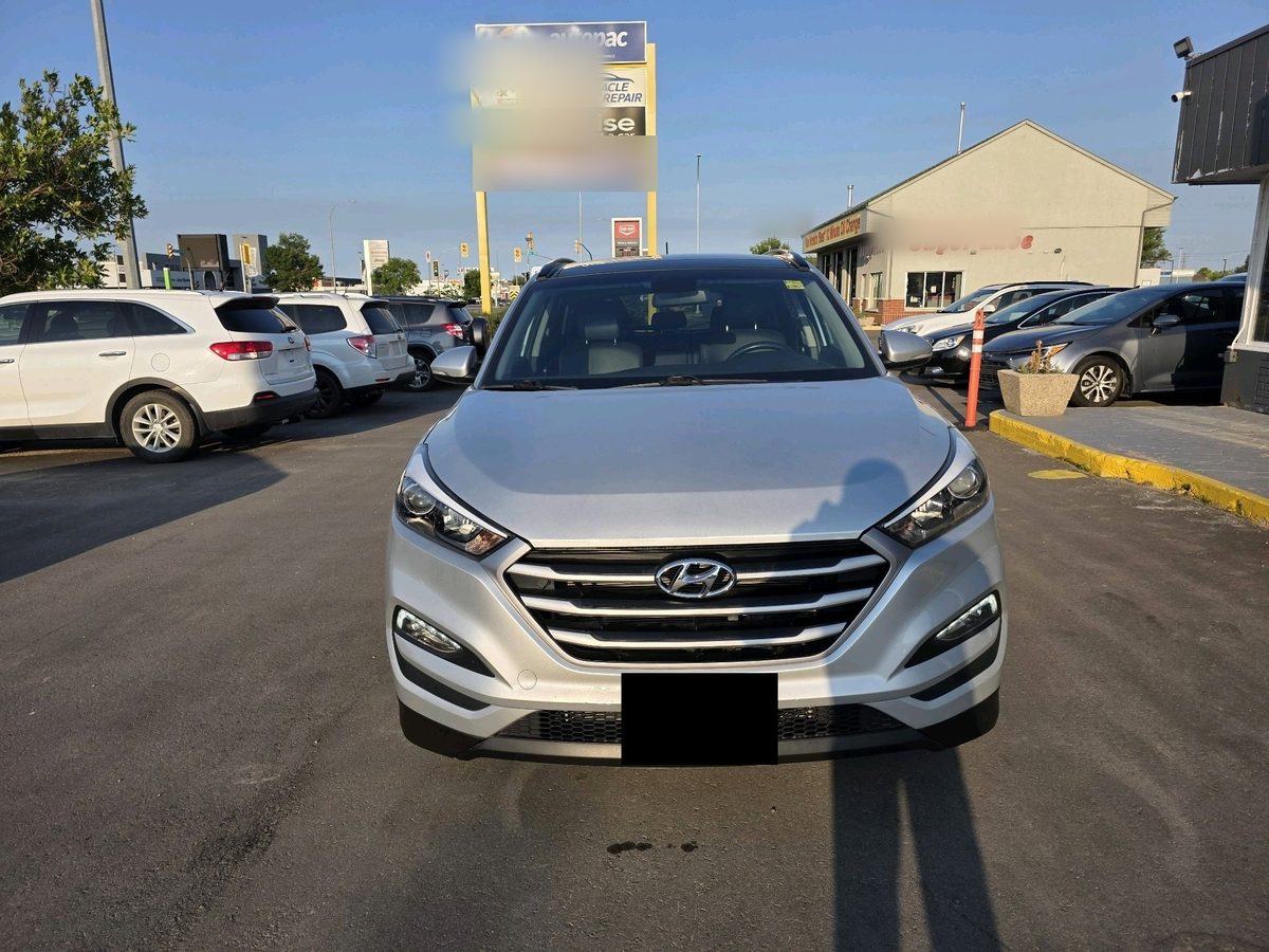 2017 Hyundai Tucson photo 2