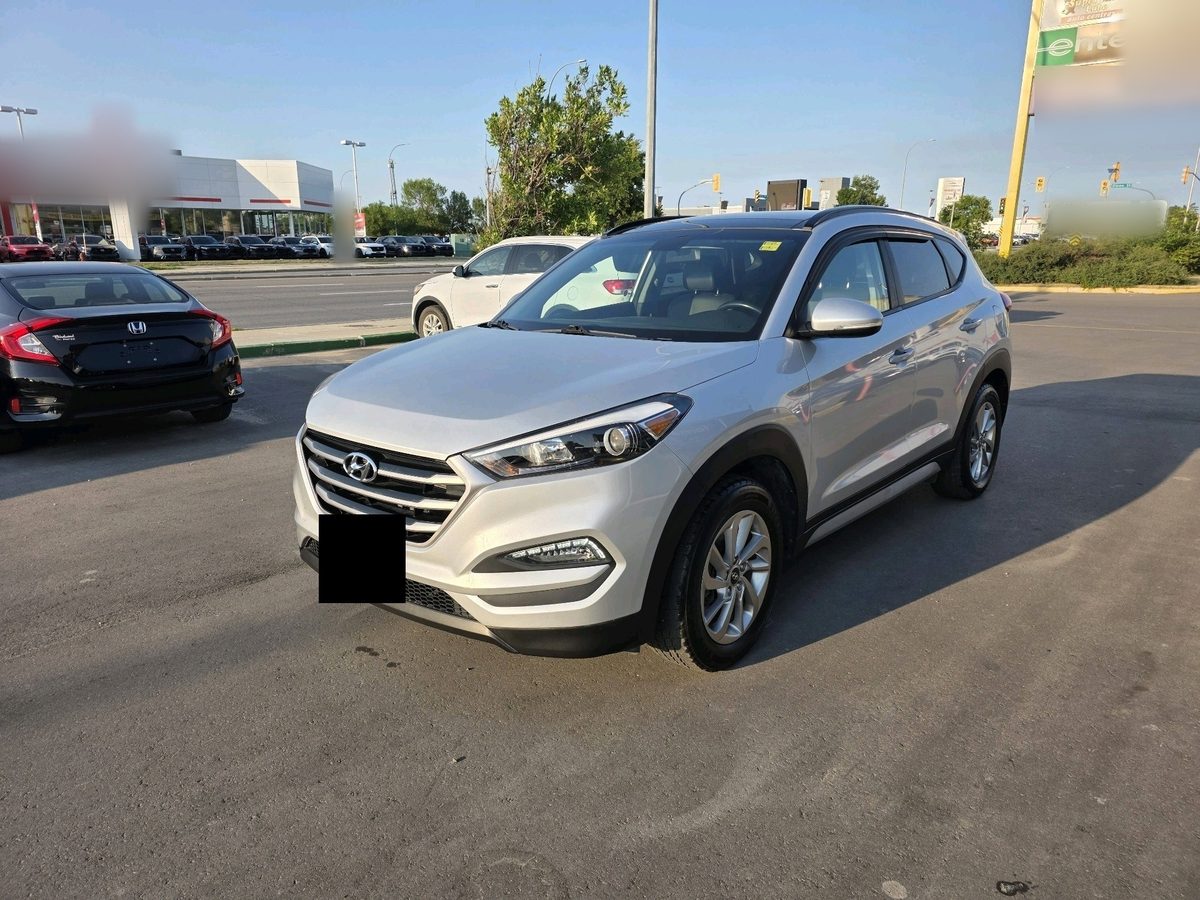 2017 Hyundai Tucson photo 3